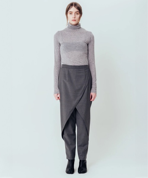 COMMON WARE（コモンウェアー）の「canaco_:カシミア リヨセルシアータートルネックプルオーバー CASHMERE TURTLENECK PULLOVER（ニット/セーター・レディース・ライトグレー/レッド/ブラック/オフホワイト・FREE）」の11枚目の写真