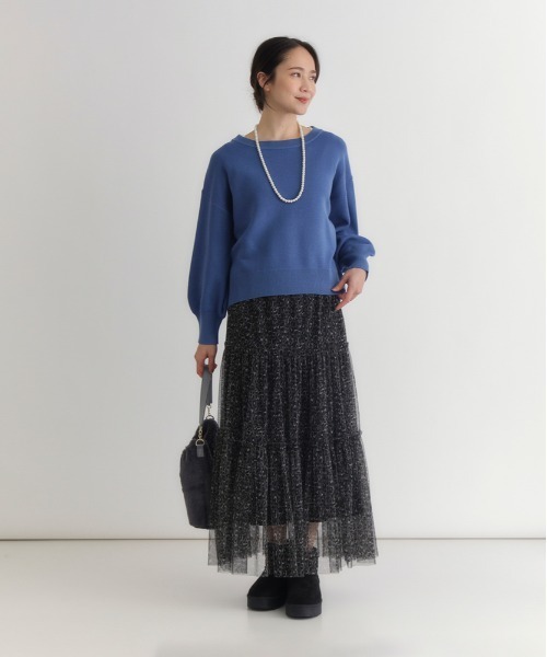 Right-on(ライトオン)の「HONEYSUCKLE ROSE(ハニーサックルローズ)【レディース】もちもちオフショルダーセーター(ニット/セーター・レディース・ブルー/オフホワイト/ブラック・L/M/S)」の7枚目の写真