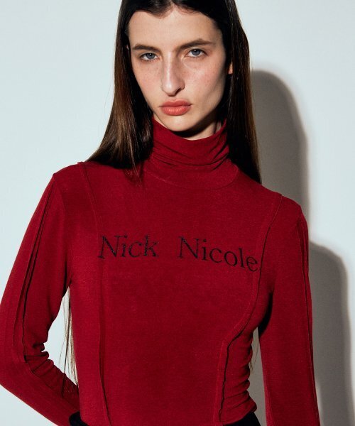 NICK&NICOLE(ニックアンドニコール)の「NICOLE PINTUCK LINE TURTLENECK TOP_RED(Tシャツ/カットソー・レディース・その他・FREE)」の3枚目の写真