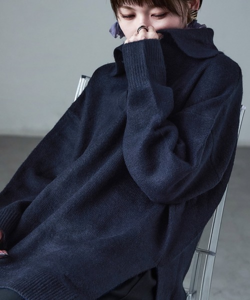 Fashion Letter(ファッションレター)の「天竺ニット スキッパープルオーバー(ニット/セーター・レディース・ネイビー/オートミール/グレイッシュベージュ・M)」の14枚目の写真