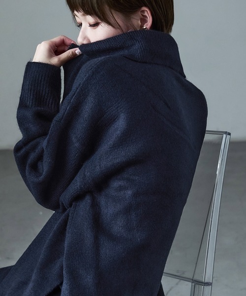Fashion Letter(ファッションレター)の「天竺ニット スキッパープルオーバー(ニット/セーター・レディース・ネイビー/オートミール/グレイッシュベージュ・M)」の15枚目の写真