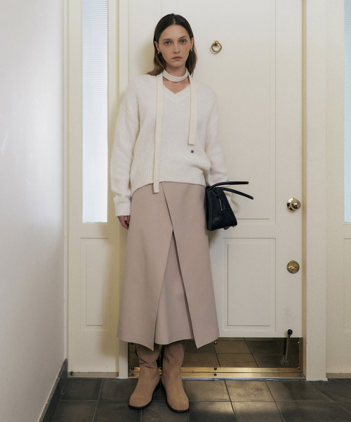 ARTID(アルティーダ)の「ウールフォルディッドスカート_BEIGE(スカート・レディース・ベージュ・SMALL/MEDIUM)」の3枚目の写真