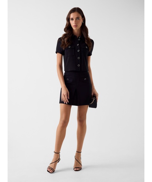 Guess(ゲス)の「SHORT Olga Skirt ミニスカート(スカート・レディース・ブラック・X-SMALL/SMALL)」の4枚目の写真