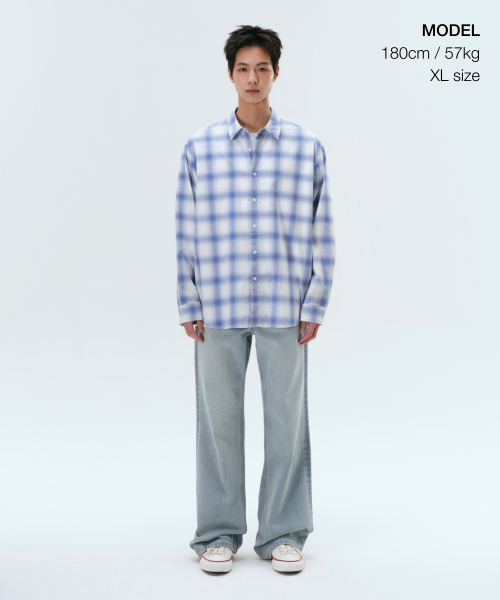 MUSINSA STANDARD（ムシンサスタンダード）の「リラックスドオンブレチェックシャツ [ホワイト/ブルー]（シャツ/ブラウス・メンズ・その他・SMALL/MEDIUM/LARGE/X-LARGE/XX-LARGE）」の2枚目の写真
