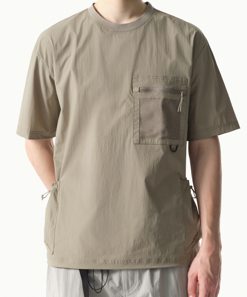 MUSINSA STANDARD（ムシンサスタンダード）の「[シティレジャー] ユーティリティメッシュポケットウーブンTシャツ [リーフベージュ]（Tシャツ/カットソー・メンズ・その他・SMALL/MEDIUM/LARGE/X-LARGE/XX-LARGE）」の6枚目の写真