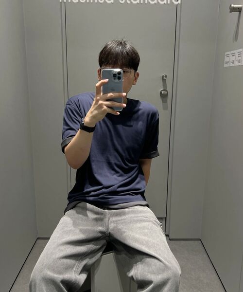 MUSINSA STANDARD（ムシンサスタンダード）の「[クールタンダード] リラックスフィットクルーネックTシャツ [ダークグレー]（Tシャツ/カットソー・メンズ・その他・SMALL/MEDIUM/LARGE/X-LARGE/XX-LARGE/XXX-LARGE）」の5枚目の写真
