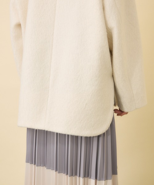 KATHARINE ROSS（キャサリンロス）の「【KATHARINE ROSS】ブークレノーカラーミドルコート（ノーカラーコート・レディース・ブラック/オフホワイト・FREE）」の8枚目の写真