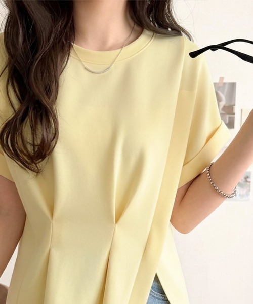 mily bilet(ミウィビレット)の「【mily bilet】ウエストラインを細魅せ♪スリット入りタックデザインカットソートップス(半袖)(Tシャツ/カットソー・レディース・イエロー/ブラック/ホワイト/杢グレー・X-LARGE/SMALL/MEDIUM/LARGE)」の4枚目の写真