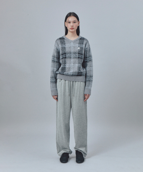 Rest&Recreation（レストアンドレクリエーション）の「CHECK PATTERN HAIRY SWEATER - GREY（ニット/セーター・レディース・その他・LARGE/SMALL）」の3枚目の写真