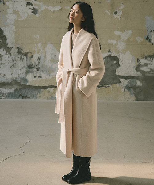 LINGSEOUL(リングソウル)の「fox blended handmade shawlcollar coat-cream(チェスターコート・レディース・その他・FREE)」の2枚目の写真