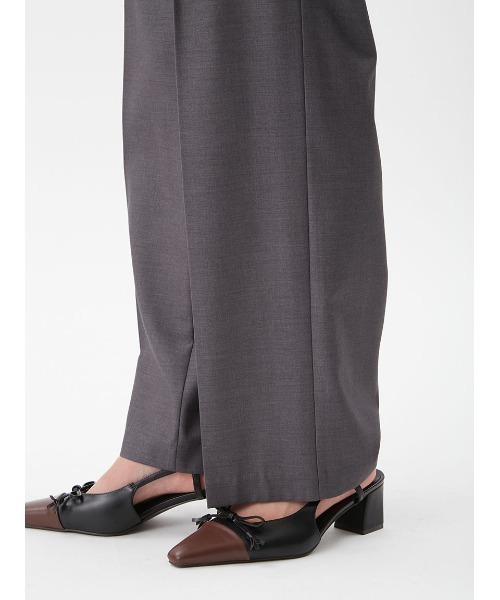 Mila Owen（ミラオーウェン）の「センタープレスパンツ（その他パンツ・レディース・グレー/キャメル/ブラック・00/0/1）」の10枚目の写真