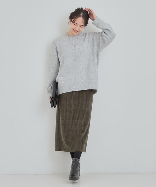 SHOO・LA・RUE（シューラルー）の「【洗濯機可】選べる８色で色違いも欲しくなる ふんわりゆるニット（ニット/セーター・レディース・ライトパープル/グリーン/オフホワイト/ピンク系/オレンジ/イエロー/ライトグレー/ライトブルー・01/03/04/02）」の15枚目の写真