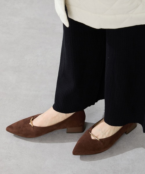 ORiental TRaffic(オリエンタルトラフィック)の「\ WEB限定 / ライン メタル パーツ シンプル ポインテッドトゥ パンプス /55304(パンプス・レディース・ブラック/ブラウン/レッド・34/35/36/37/38/39/40/41/42)」の19枚目の写真