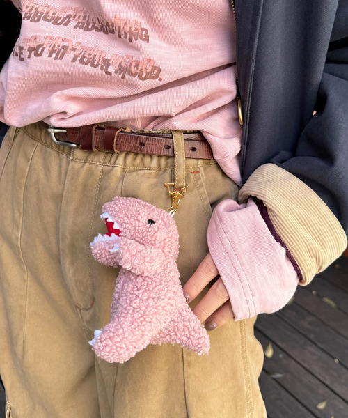 DOUBLE NAME（ダブルネーム）の「【m:rex】もこもこ恐竜ぬいぐるみキーホルダー（キーホルダー・レディース・ピンク/グリーン・FREE）」の11枚目の写真