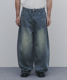 And Again（アンドアゲイン）の「ウォッシュドワイドバルーンデニムパンツ（ウォッシュドライトブルー）（デニムパンツ）」