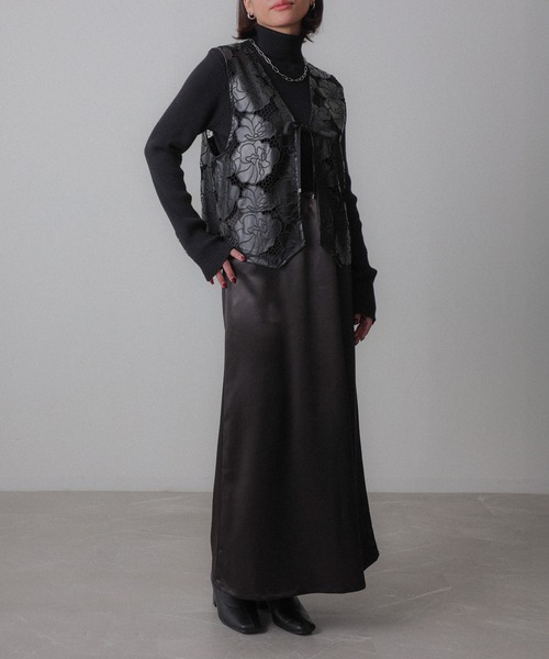 Floran（フローラン）の「合皮刺繍レースベスト（ベスト・レディース・ブラウン/ブラック・FREE）」の16枚目の写真