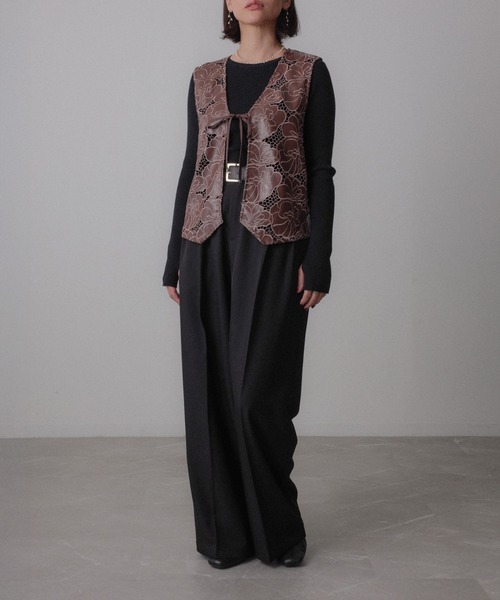 Floran（フローラン）の「合皮刺繍レースベスト（ベスト・レディース・ブラウン/ブラック・FREE）」の20枚目の写真