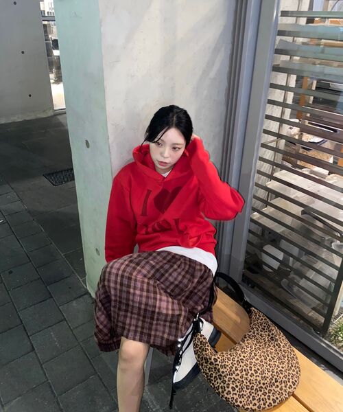 DURTの「I LOVE HOODIE (RED)(パーカー・レディース・その他・LARGE/MEDIUM/SMALL/X-LARGE)」の12枚目の写真