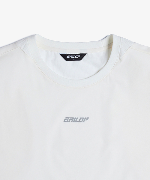 BALLOP(バロップ)の「男性エアリーベントアクティブTシャツアイボリー(Tシャツ/カットソー・メンズ・アイボリー・MEDIUM/LARGE/X-LARGE)」の5枚目の写真