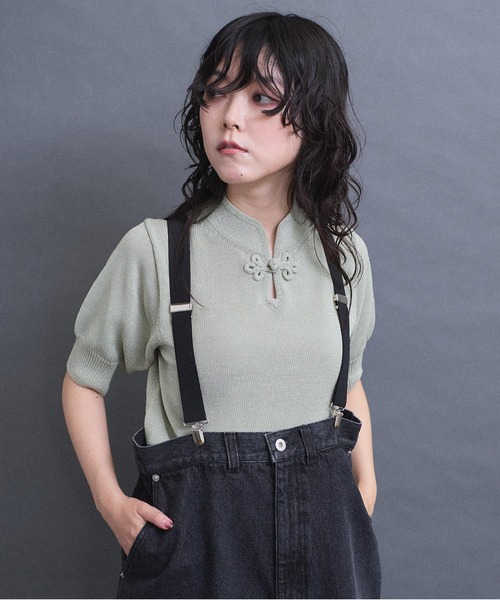 I am I in fact...(アイアムアイインファクト)の「COTTON NYLON 華釦プルオーバー(ニット/セーター・レディース・グリーン/ブラック/グレー・FREE)」の1枚目の写真