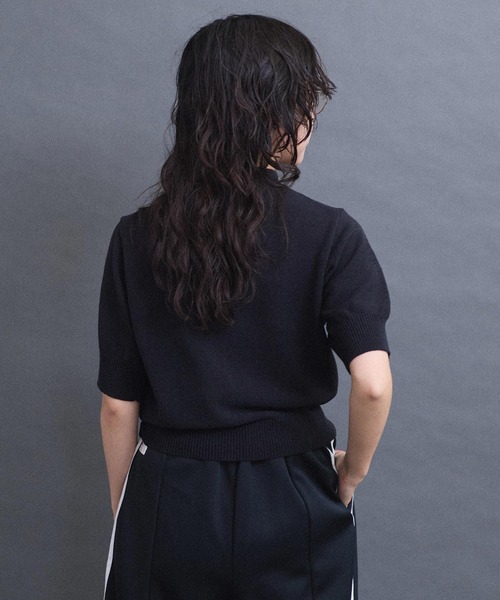 I am I in fact...(アイアムアイインファクト)の「COTTON NYLON 華釦プルオーバー(ニット/セーター・レディース・グリーン/ブラック/グレー・FREE)」の6枚目の写真