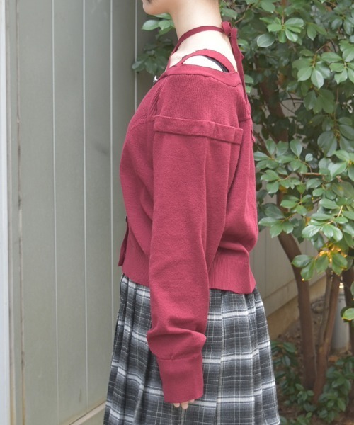 axes femme(アクシーズファム)の「オフショル風ニットカーディガン(カーディガン/ボレロ・レディース・ホワイト/ブラック/ワイン・FREE)」の5枚目の写真