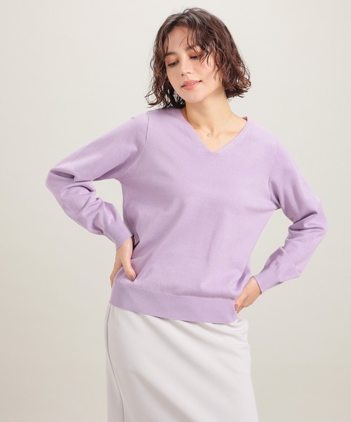 GLACIER lusso(グラシアルッソ)の「【ECOVERO】Vネックニット(ニット/セーター・レディース・ラベンダー/イエロー/ブルー/アイボリー・L/LL/M/S)」の17枚目の写真