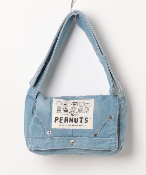 SNOOPY×OLD BETTY'S（スヌーピーカケルオールドベティーズ）の「SNP Remade Denim 2Way Pouch（ボディバッグ/ウエストポーチ・レディース・ブルー・FREE）」の10枚目の写真