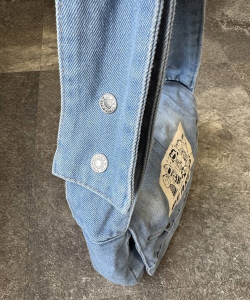 SNOOPY×OLD BETTY'S（スヌーピーカケルオールドベティーズ）の「SNP Remade Denim 2Way Pouch（ボディバッグ/ウエストポーチ・レディース・ブルー・FREE）」の7枚目の写真