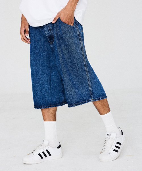PHILIPPAKER(フィリップペイカー)の「ブルーベースバミューダワイドデニムショートパンツディープブルー(その他パンツ・メンズ・その他・MEDIUM/LARGE/X-LARGE)」の14枚目の写真