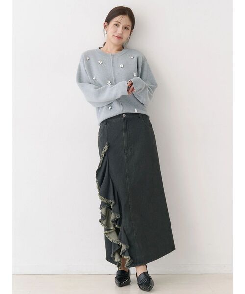 CALNAMUR(カルナムール)の「フリルスリットデニムスカート(スカート・レディース・ブラック/ブルー・SMALL/MEDIUM)」の8枚目の写真