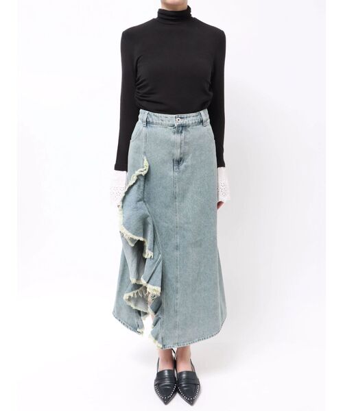 CALNAMUR(カルナムール)の「フリルスリットデニムスカート(スカート・レディース・ブラック/ブルー・SMALL/MEDIUM)」の18枚目の写真