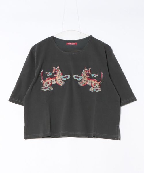 チャイハネ(チャイハネ)の「【チャイハネ】ラオリャン刺繍Tシャツ(Tシャツ/カットソー・レディース・ホワイト/ブラック/パープル・FREE)」の1枚目の写真