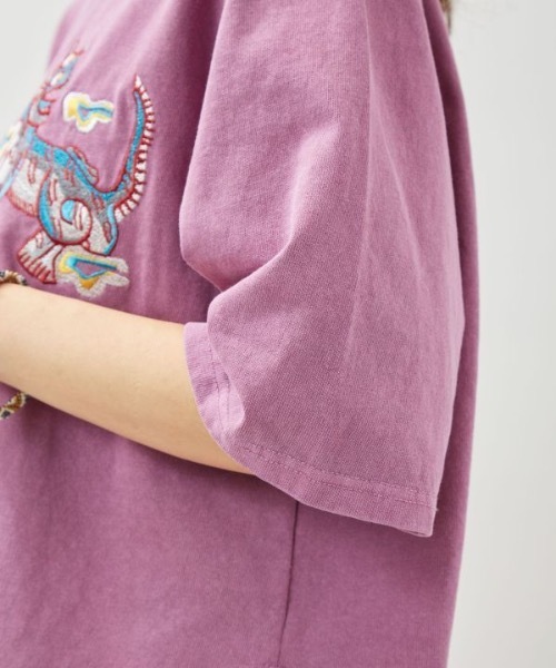 チャイハネ(チャイハネ)の「【チャイハネ】ラオリャン刺繍Tシャツ(Tシャツ/カットソー・レディース・ホワイト/ブラック/パープル・FREE)」の9枚目の写真