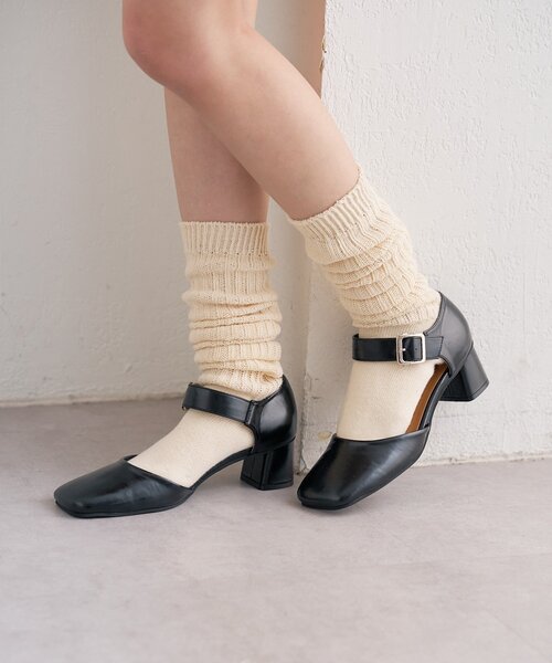 mystic（ミスティック）の「バックルスクエアパンプス（パンプス・レディース・キャメル/ブラック・36/37/38）」の4枚目の写真