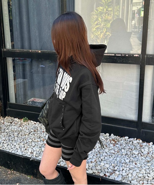 sedacle girl（セダクルガール）の「ラインストーンプリントパーカー（パーカー・レディース・ブラック/ベビーピンク/グレー・FREE）」の8枚目の写真