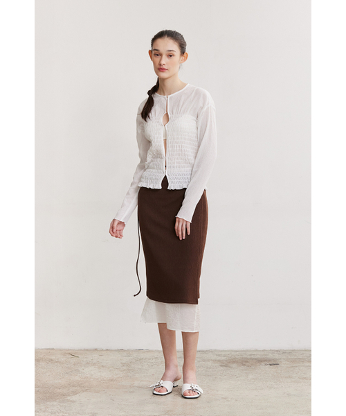 AFTERHOURS（アフターアワーズ）の「SMOCKING HOOK BLOUSE (WHITE)（シャツ/ブラウス・レディース・その他・FREE）」の3枚目の写真