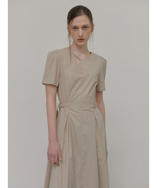 ETMON(エトモン)の「Neck Strap Belt Dress, Beige(ワンピース・レディース・その他・S/M)」の5枚目の写真