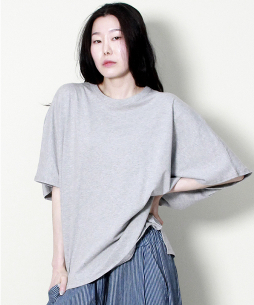 DEMARC(ドゥマーク)の「ミディアムフィットドルマンスリーブ半袖Tシャツグレー(Tシャツ/カットソー・レディース・その他・ONE SIZE)」の5枚目の写真