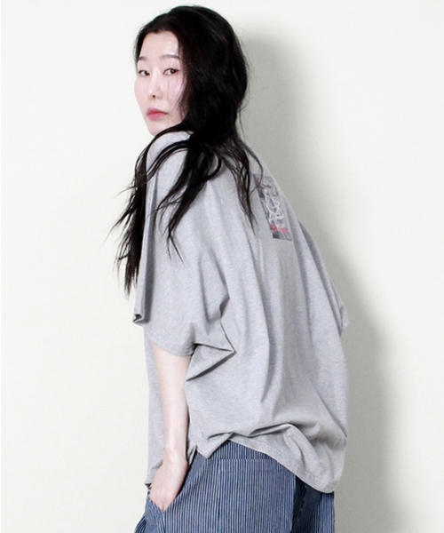 DEMARC(ドゥマーク)の「ミディアムフィットドルマンスリーブ半袖Tシャツグレー(Tシャツ/カットソー・レディース・その他・ONE SIZE)」の9枚目の写真