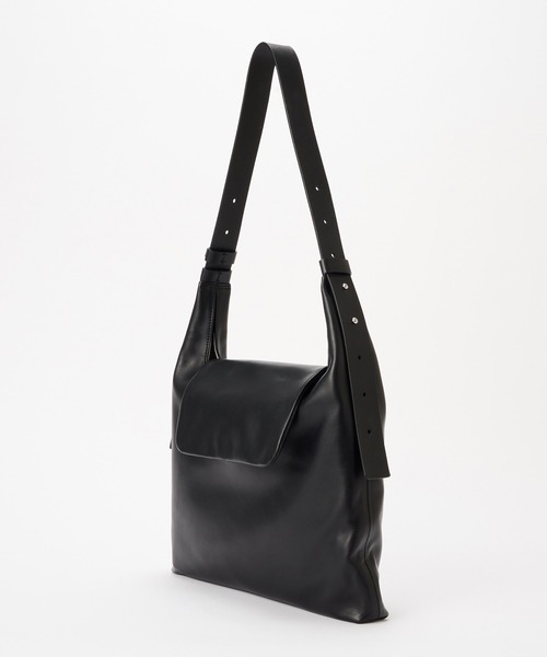 IACUCCI（イアクッチ）の「【予約】サーリチェ M NAPPA（ショルダー