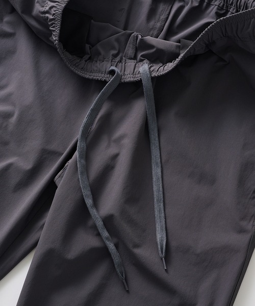 RED KAP(レッドキャップ)の「【RED KAP】限定商品 別注 PT20セミワイドナイロンパンツ セットアップシャツブルゾン展開あり(その他パンツ・メンズ・ブラック/カーキ/チャコールグレー・S/M/L/LL)」の21枚目の写真