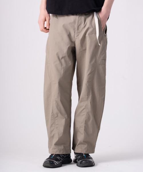 rehacer(レアセル)の「rehacer : CORDURA Wide Leg Pants / コーデュラ ワイド レッグ パンツ(その他パンツ・メンズ・ブラック/ベージュ・MEDIUM/LARGE)」の14枚目の写真