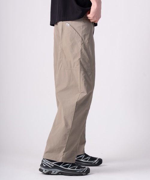 rehacer(レアセル)の「rehacer : CORDURA Wide Leg Pants / コーデュラ ワイド レッグ パンツ(その他パンツ・メンズ・ブラック/ベージュ・MEDIUM/LARGE)」の4枚目の写真