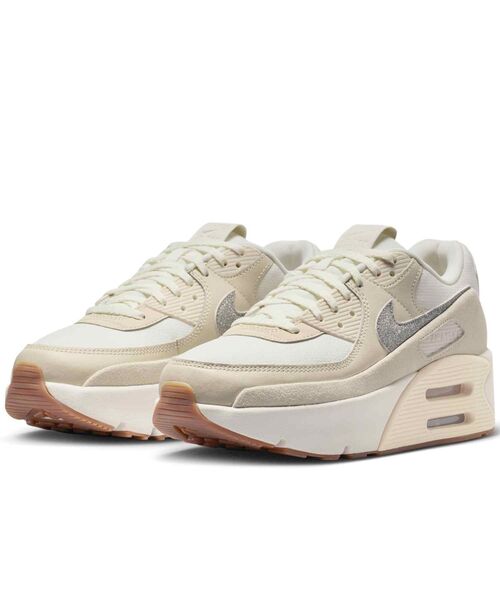 NIKE(ナイキ)の「エア マックス 90 LV8 SE ウィメンズシューズ / Air Max 90 LV8 SE Women's Shoes IR0799-133 Sail(スニーカー・レディース・クリーム・23/23.5/24/24.5/25/25.5/26/22/22.5)」の5枚目の写真