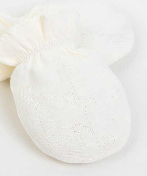 moimoln（モイモルン）の「【mini moi】ジェントルアイレットベビーミトン・手袋（その他ベビー用品・キッズ・ライトベージュ・FREE）」の3枚目の写真