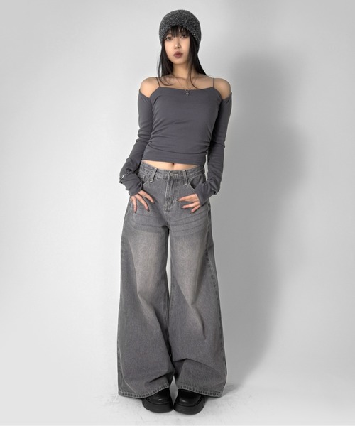 LVEU.(ラブユ.)の「【LVEU.】ストラップデザイントップス / トップス カットソー ストラップ キャミ付き ストレッチ 長袖 オフショル サイドギャザー シャーリング シンプル ブラック ホワイト グレー ZOZOTOWN限定(Tシャツ/カットソー・レディース・ホワイト/グレー/ブラック・FREE)」の10枚目の写真