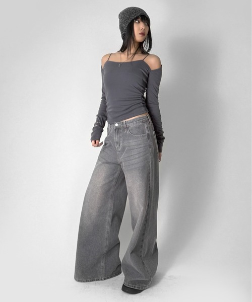 LVEU.(ラブユ.)の「【LVEU.】ストラップデザイントップス / トップス カットソー ストラップ キャミ付き ストレッチ 長袖 オフショル サイドギャザー シャーリング シンプル ブラック ホワイト グレー ZOZOTOWN限定(Tシャツ/カットソー・レディース・ホワイト/グレー/ブラック・FREE)」の18枚目の写真