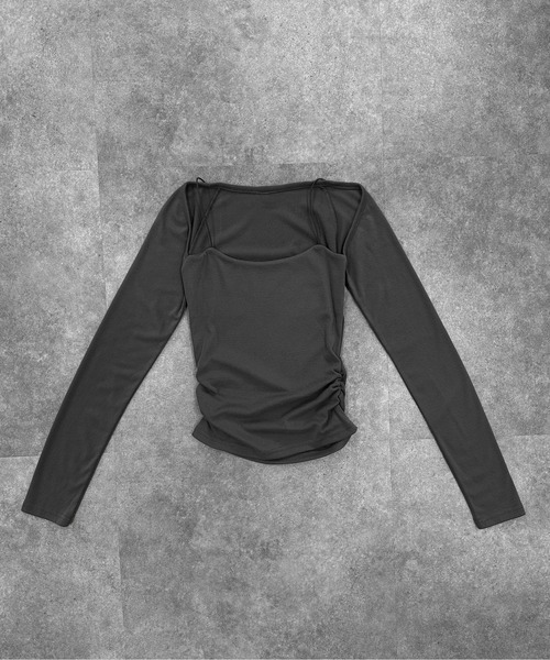 LVEU.(ラブユ.)の「【LVEU.】ストラップデザイントップス / トップス カットソー ストラップ キャミ付き ストレッチ 長袖 オフショル サイドギャザー シャーリング シンプル ブラック ホワイト グレー ZOZOTOWN限定(Tシャツ/カットソー・レディース・ホワイト/グレー/ブラック・FREE)」の7枚目の写真