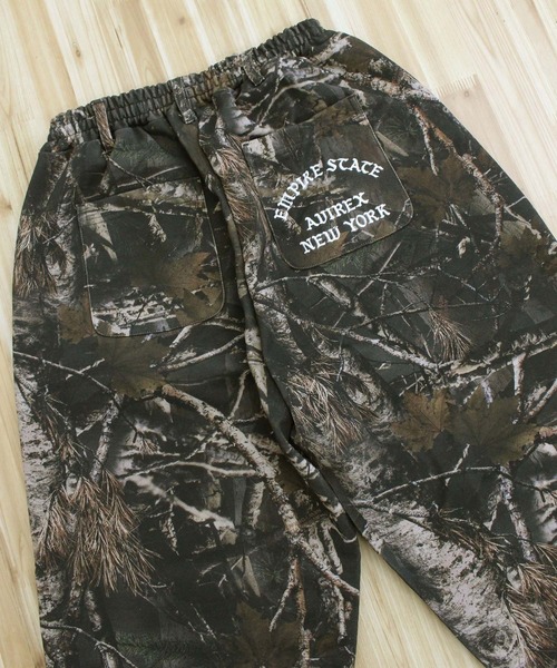 AVIREX（アヴィレックス）の「SWEAT PAINTER PANTS ”REAL TREE CAMO”（スウェットパンツ・メンズ・ブラック/カモフラージュ・L/XL/M）」の18枚目の写真